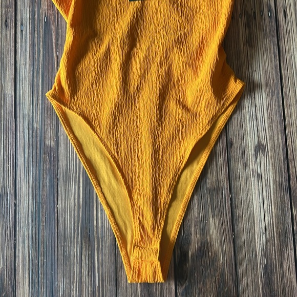 NWT Wild Fable Orange Bodysuit S - Picture 3 of 6